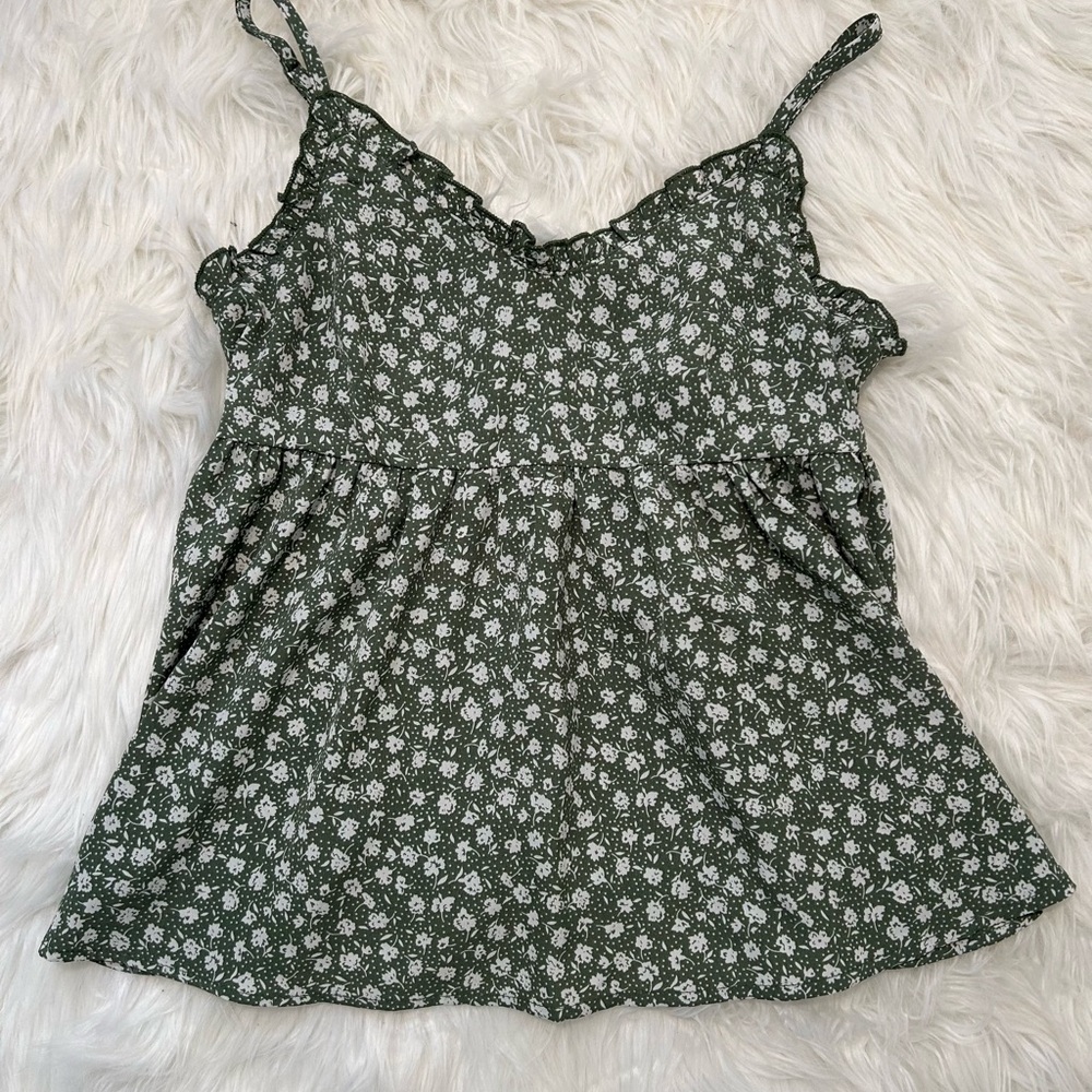 SHEIN Green Floral Camisole Top - Picture 2 of 7